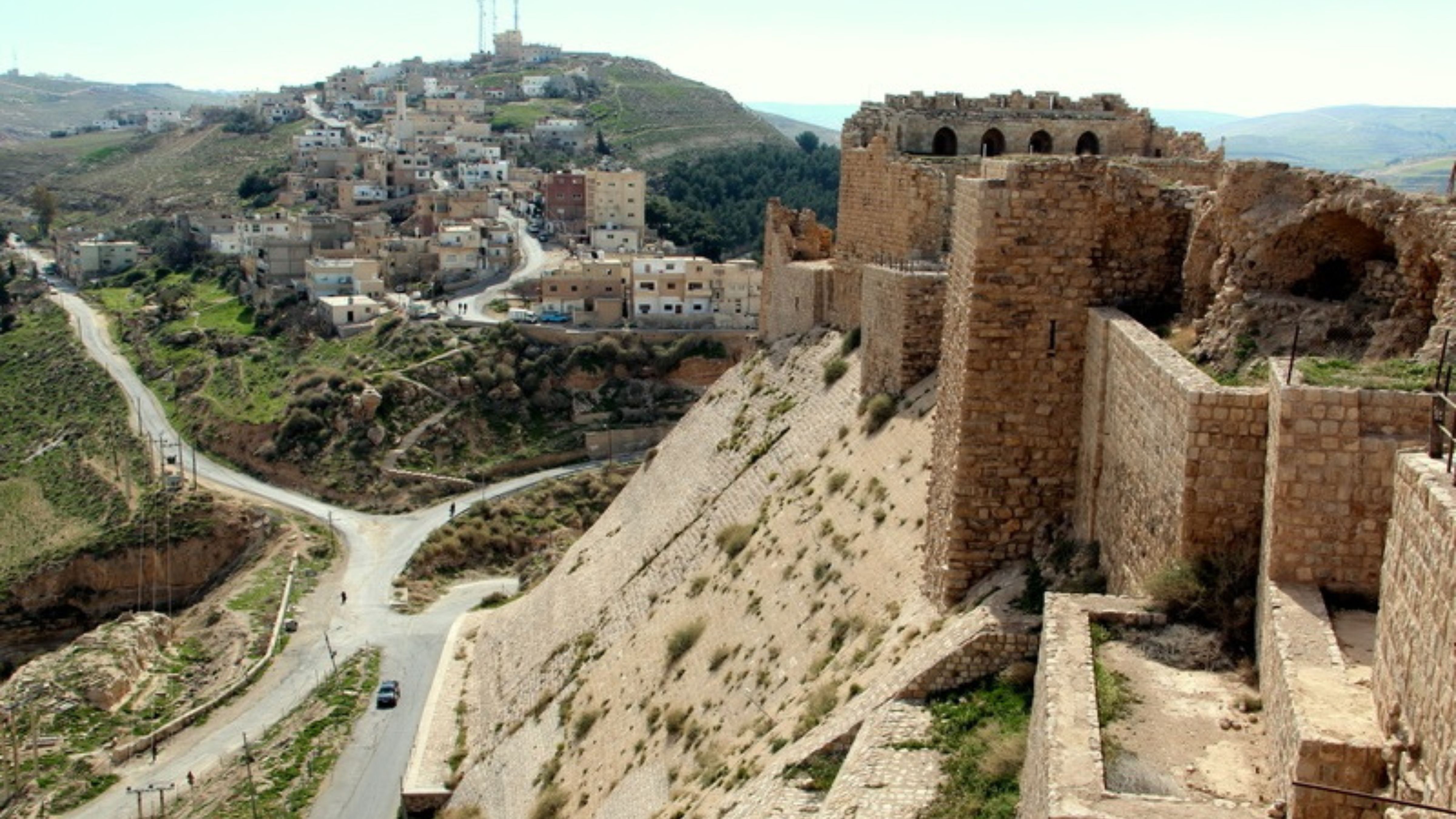 الكرك: مهتمون يدعون إلى نشر ثقافة الحفاظ على الموروث التراثي