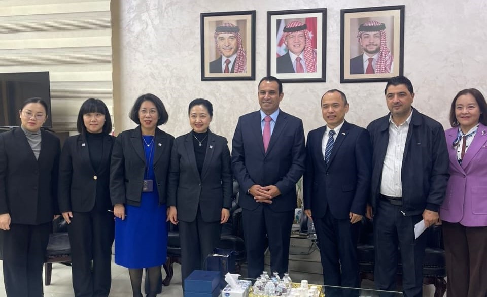 أمين عام "التربية" يبحث مع وفد صيني التعاون المشترك