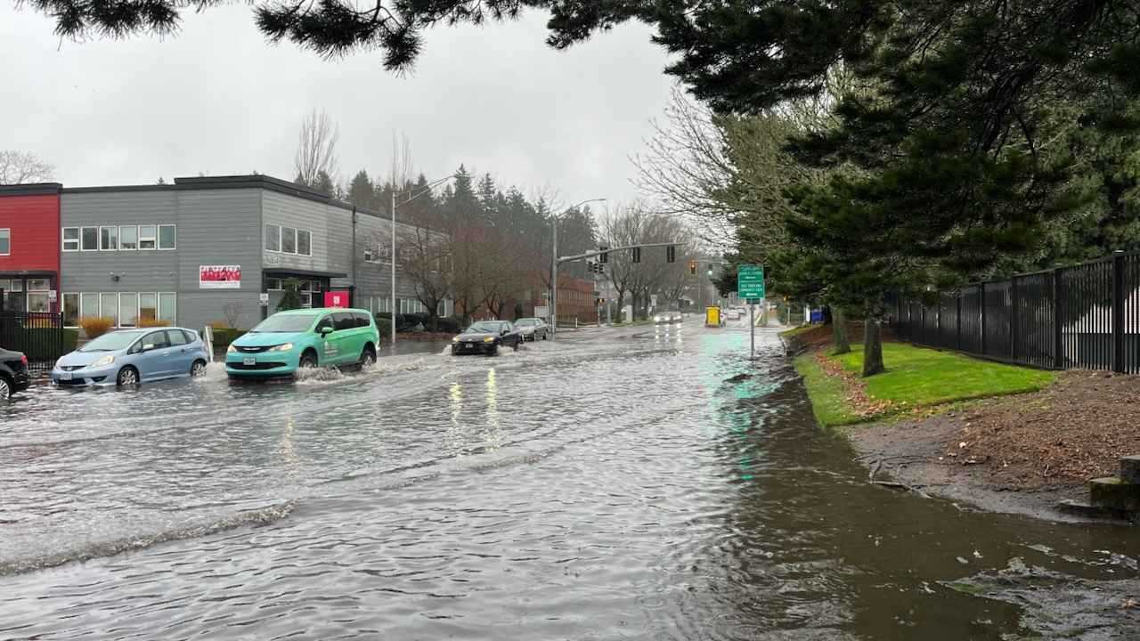 تعرض ولايات أميركية شمال غرب المحيط الهادئ لفيضانات بسبب غزارة الأمطار