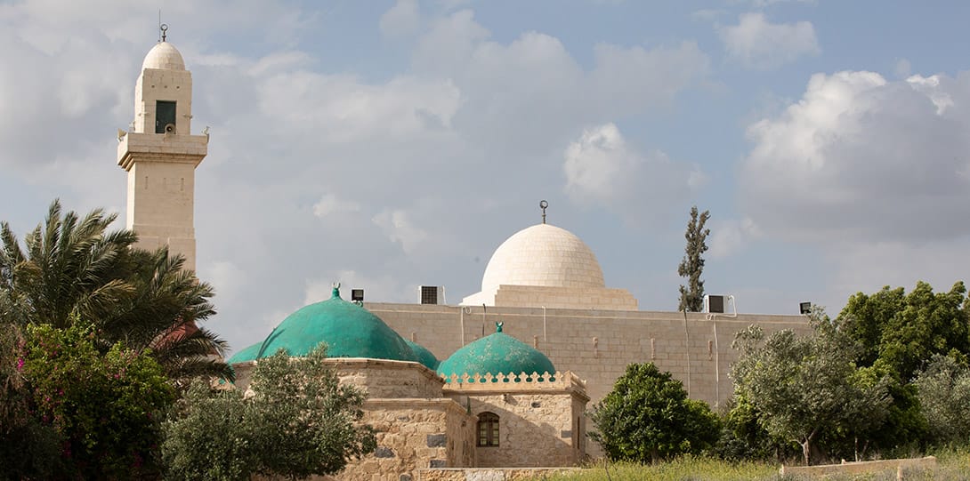 أوقاف الأغوار الشمالية تستكمل ربط مساجدها بنظام الأذان الموحد