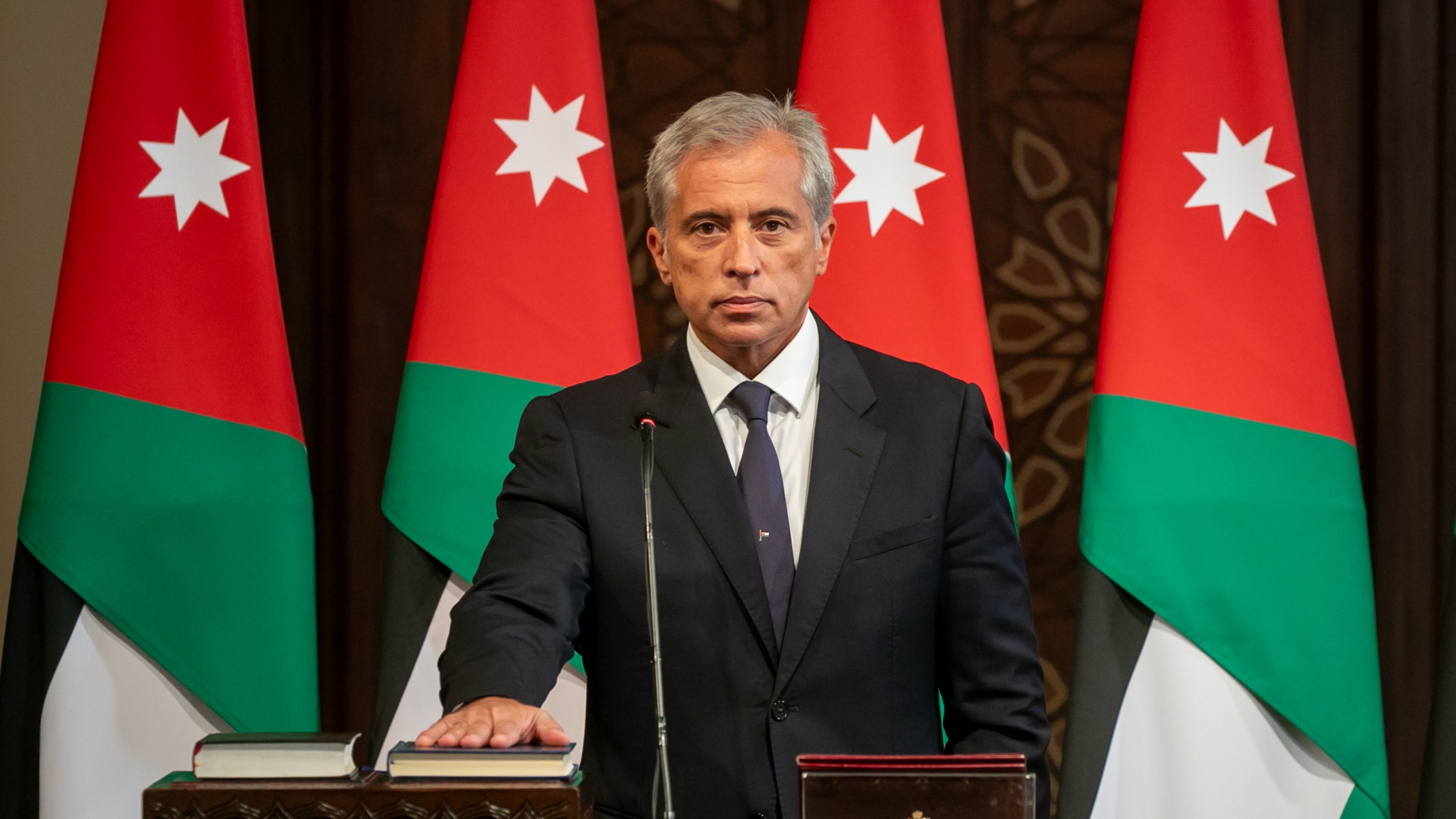 رئيس الوزراء يوجه باتخاذ الإجراءات العاجلة لوقف بيع المدافئ المتسببة بحالات الوفاة والاختناق