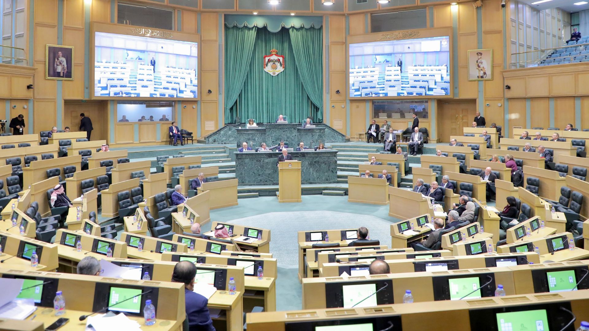 الأعيان يستمع لتقرير لجنته المالية حول الموازنة