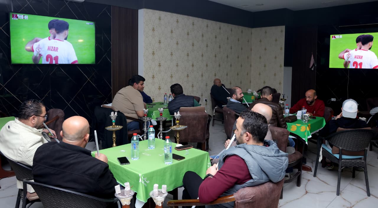 100 % نسبة إشغال المقاهي والمطاعم تزامنا مع مباريات المنتخب الوطني