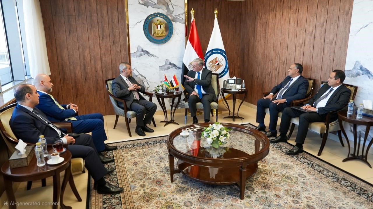 الأردن ومصر يبحثان التعاون في مجالات البترول والغاز الطبيعي والتعدين