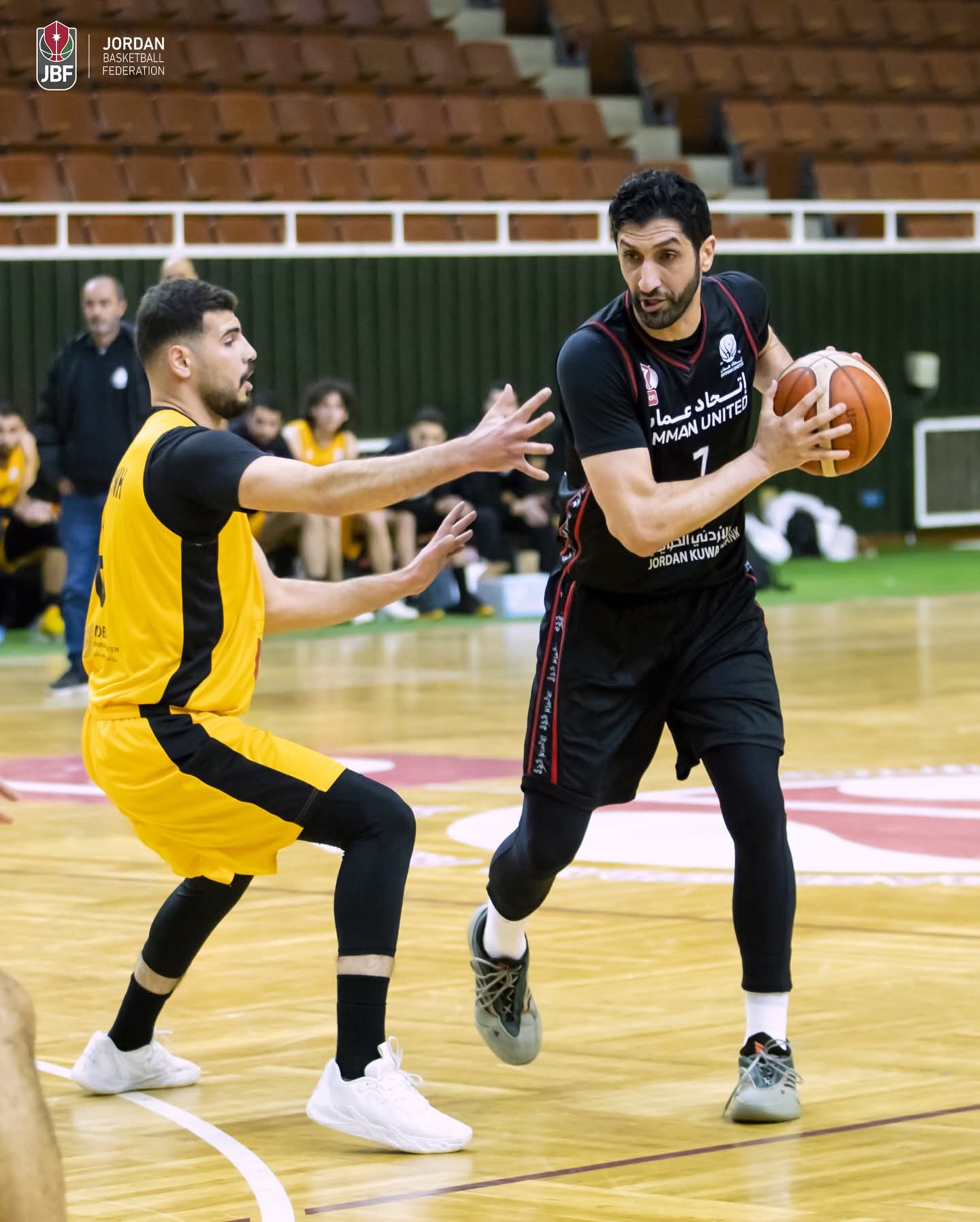 اتحاد عمان يتجاوز الأشرفية في دوري كرة السلة