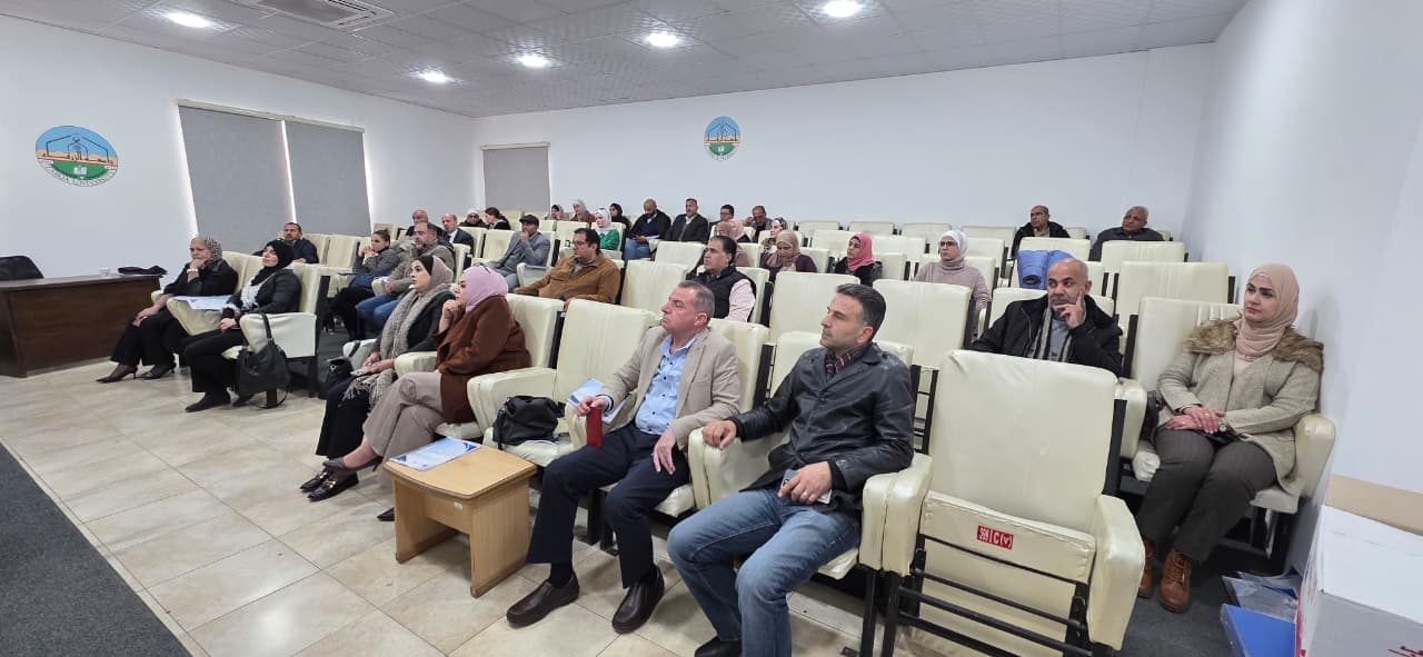 اختتام برنامج تدريبي لزيادة مهارات الإعلام الرقمي لمسؤولي التربية في إقليم الوسط