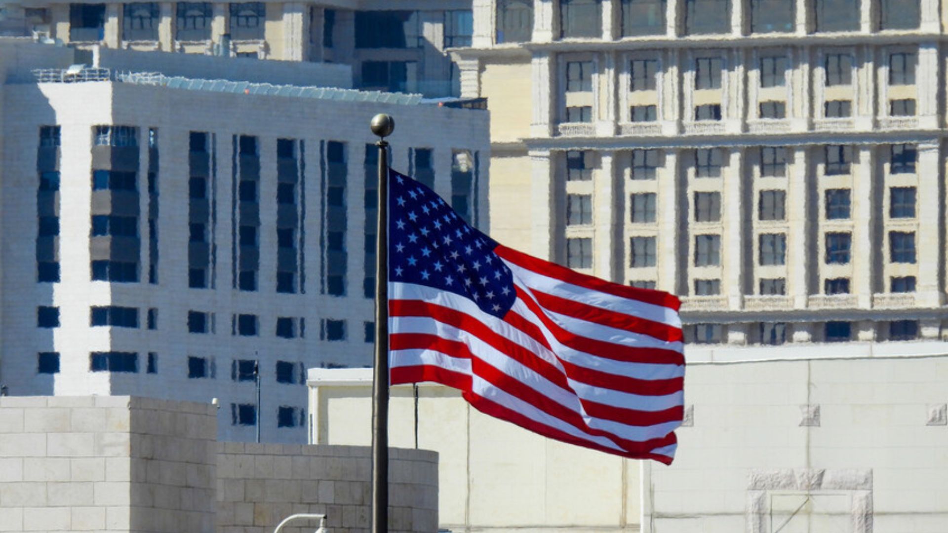 السفارة الأميركية تغلق أبوابها اعتبار من اليوم وحتى الأحد المقبل