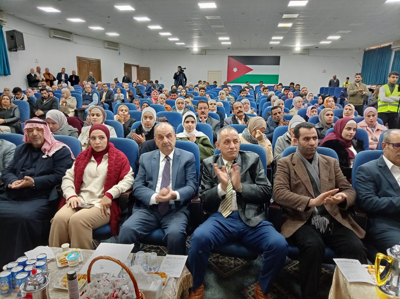 تكريم مؤسسات وهيئات وفرق تطوعية في مادبا