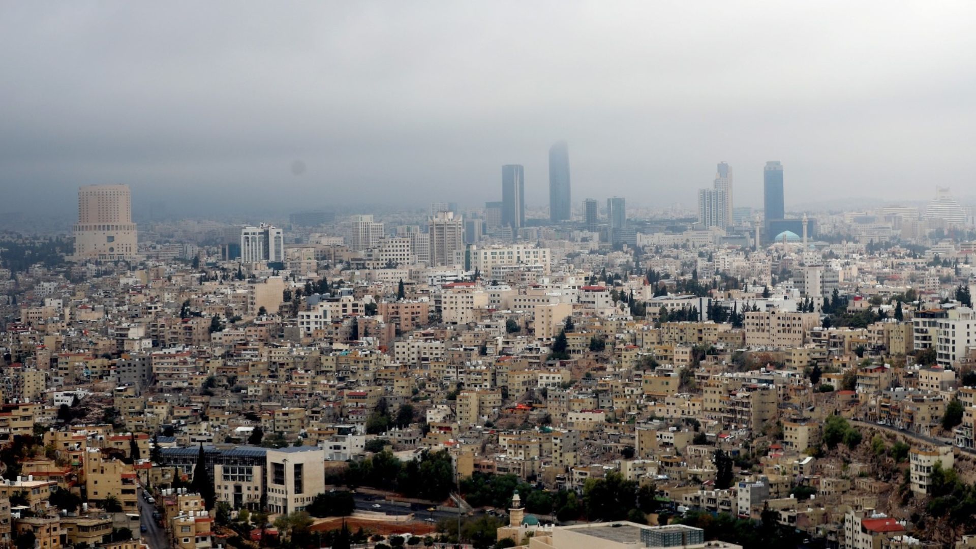 الأرصاد الجوية تحذّر من ضباب كثيف في العديد من مناطق العاصمة