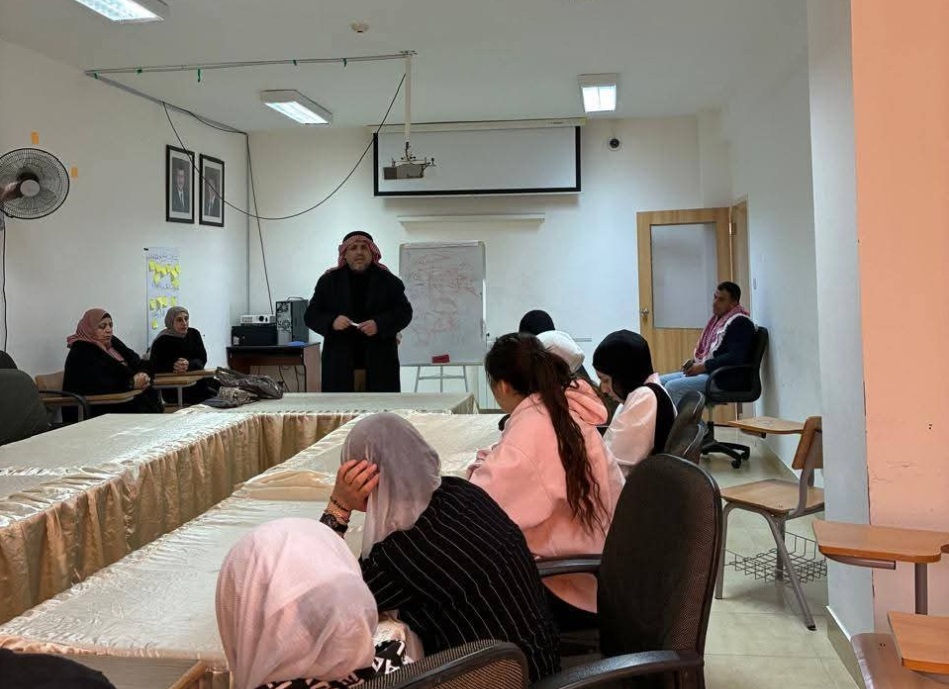 ورشة تربوية بعنوان "كن مبادراً" بدار الحنان لرعاية الفتيات اليتيمات