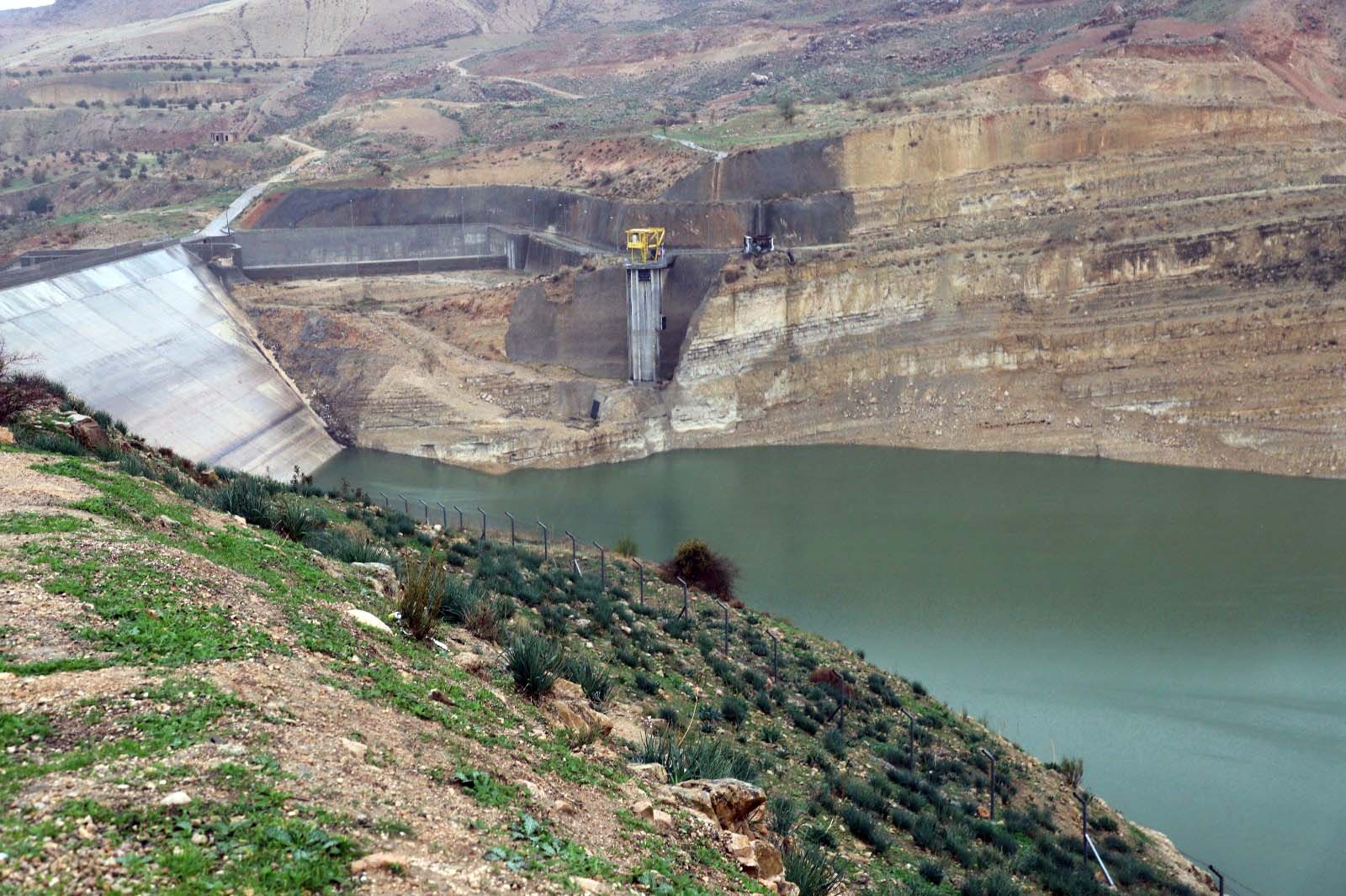 سد وادي كفرنجه.. ركيزة مائية وتنموية تعزز الأمن المائي والبيئي