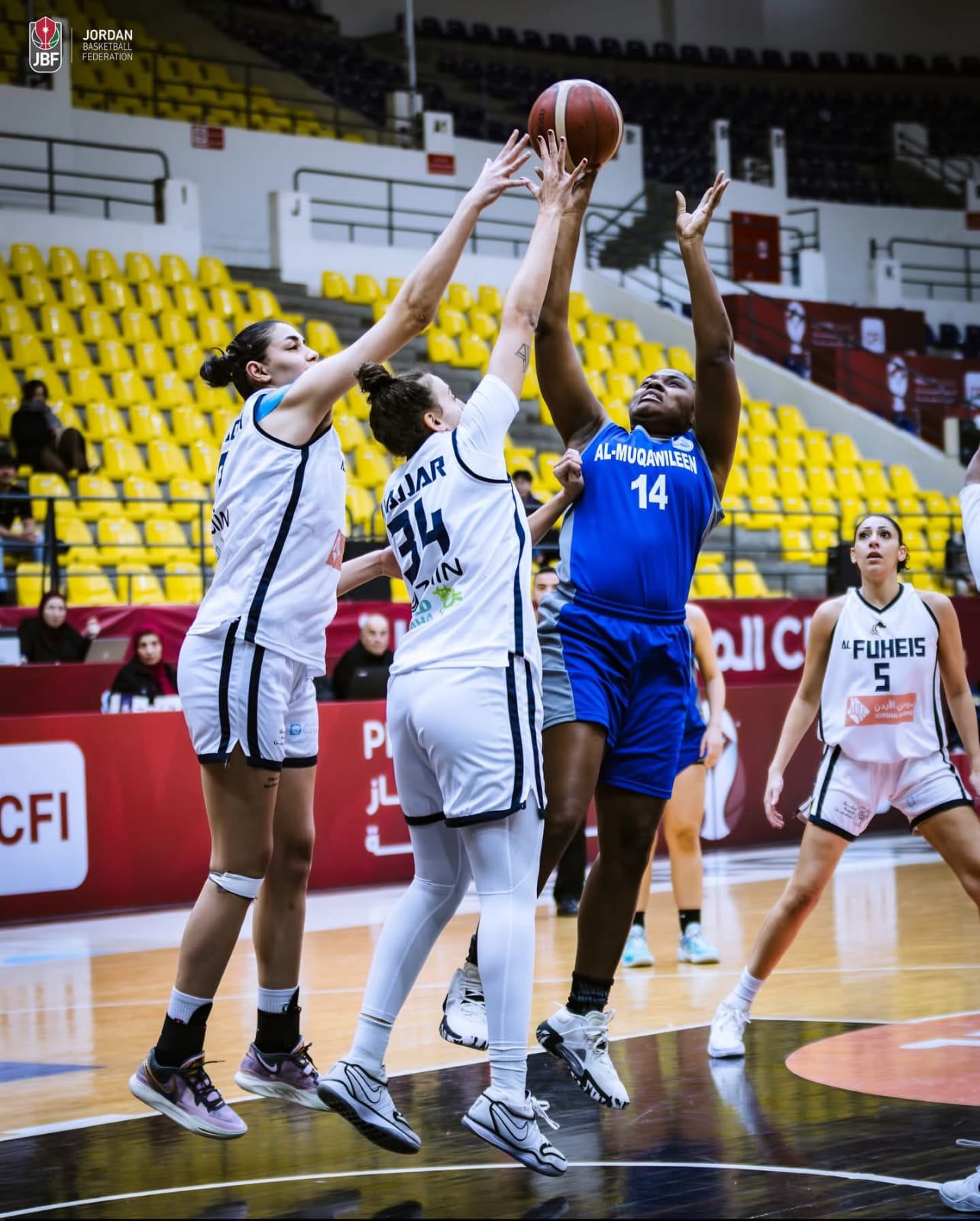 الفحيص يتجاوز المقاولين بدوري السيدات