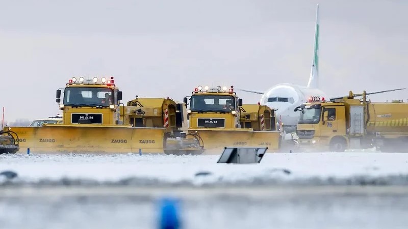 فوضى بحركة النقل في أوروبا بسبب تساقط الثلوج