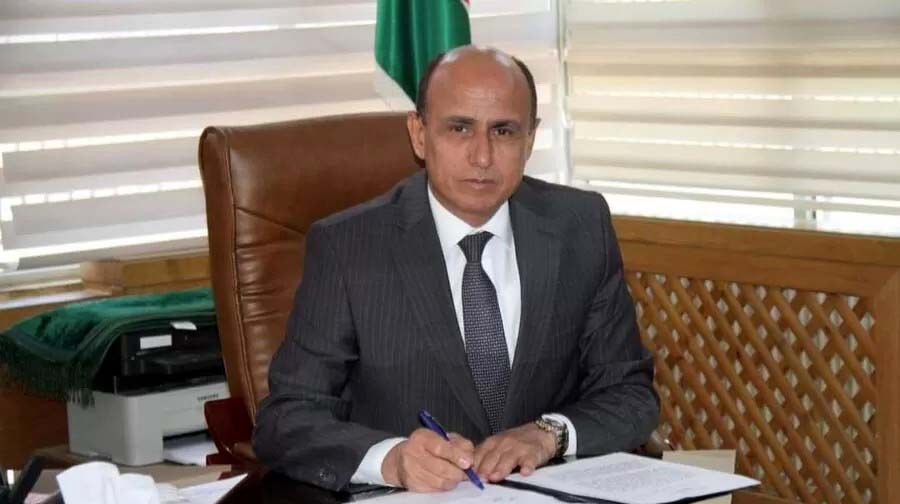 محافظ الكرك يقرر إغلاق طريق الموجب بشكل احترازي