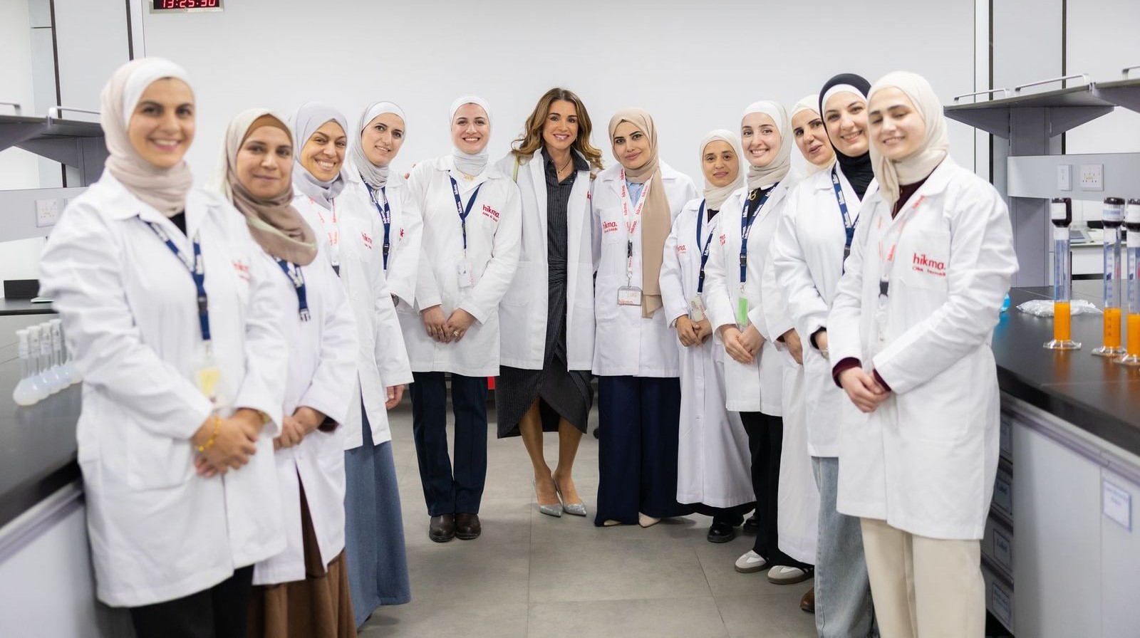Queen visits Hikma Pharmaceuticals in Al Salt
