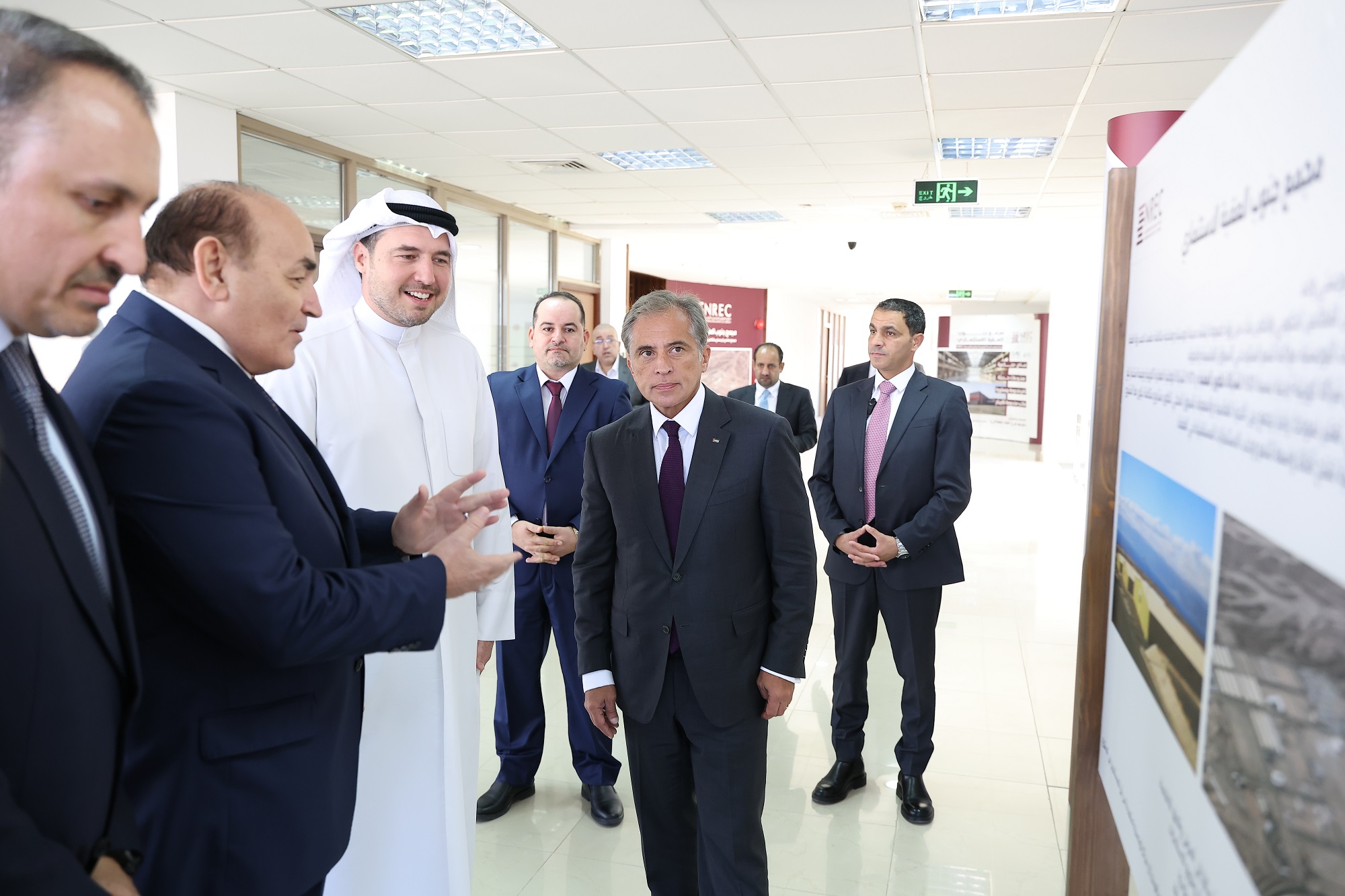 الزيارات الميدانية.. أداة حكومية فاعلة لتحويل الخطط إلى إنجازات ملموسة