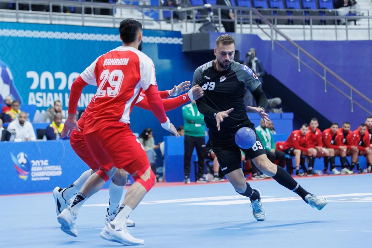 منتخب كرة اليد يخسر أمام البحرين بالبطولة الآسيوية