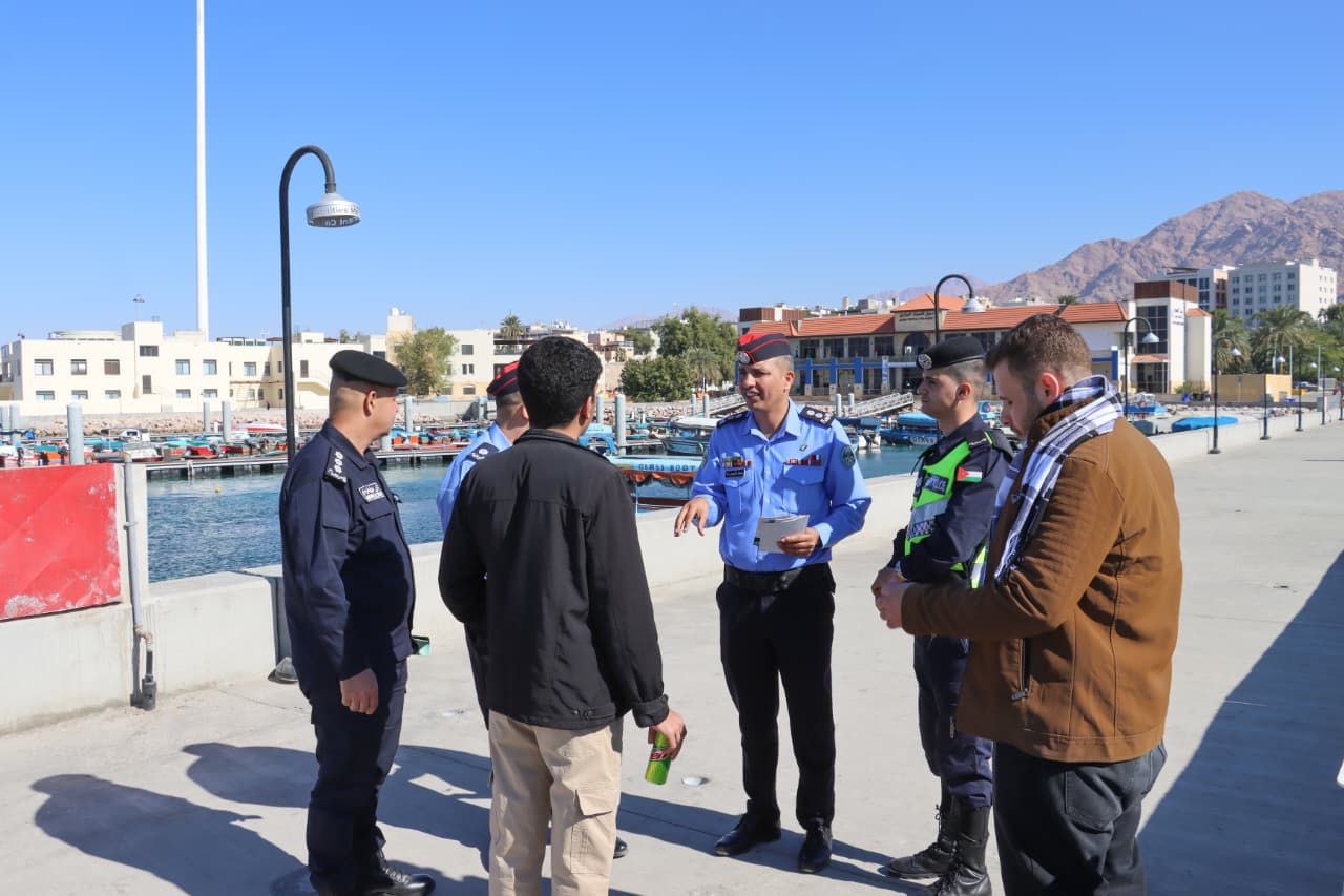 الملكية لحماية البيئة والشرطة المجتمعية توزّعان نشرات توعوية