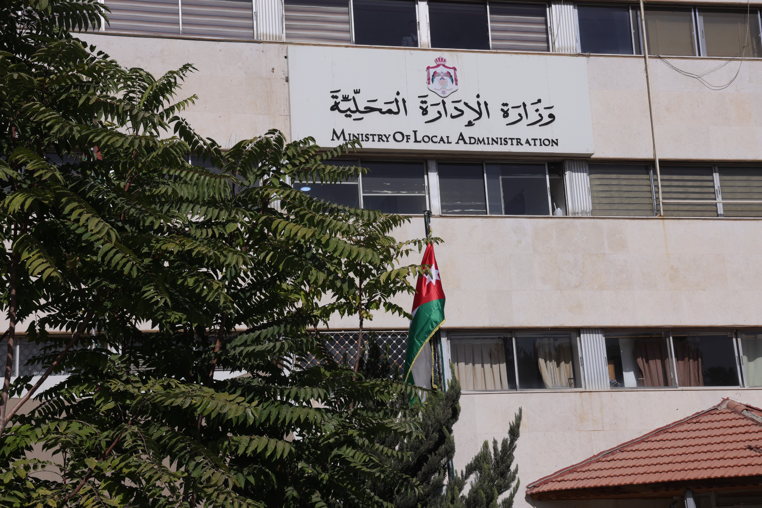 "الإدارة المحلية" توجّه البلديات لغرس 250 ألف شجرة بحملة التشجير والتخضير