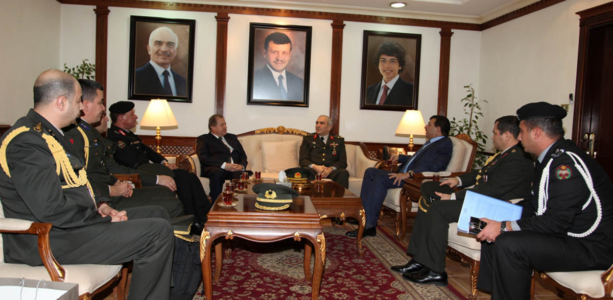 Interior minister meets Turkish Gendarmerie chief
