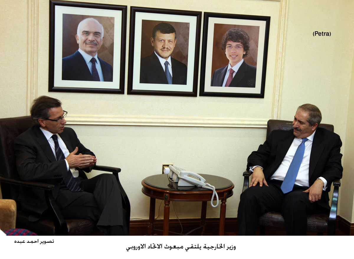 وزير الخارجية يلتقي مبعوث الاتحاد الاوروبي