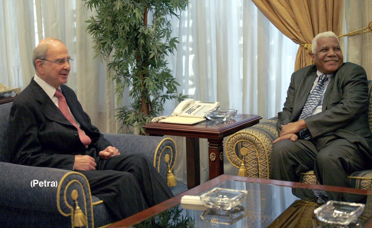 المصري يلتقي مستشار الرئيس السوداني لشؤون الاستثمار