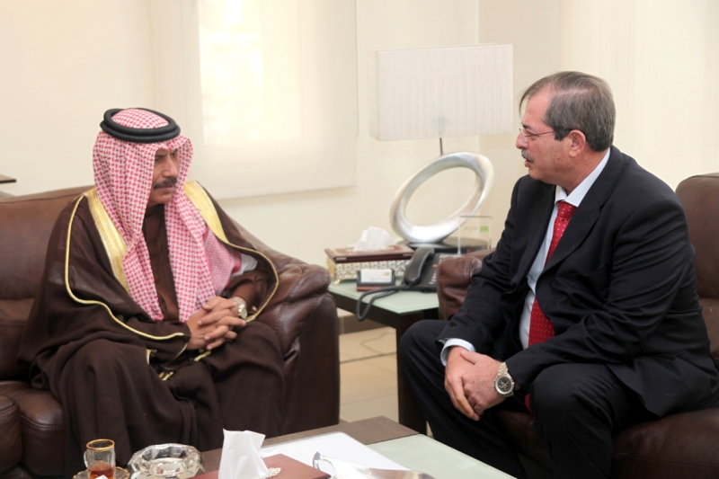 الكيلاني يستقبل السفير البحريني في عمان