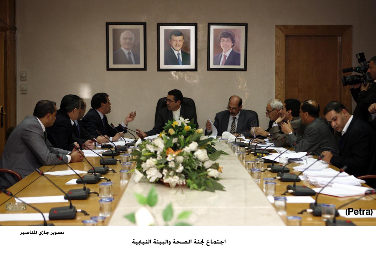 لجان نيابية تناقش عددا من القضايا