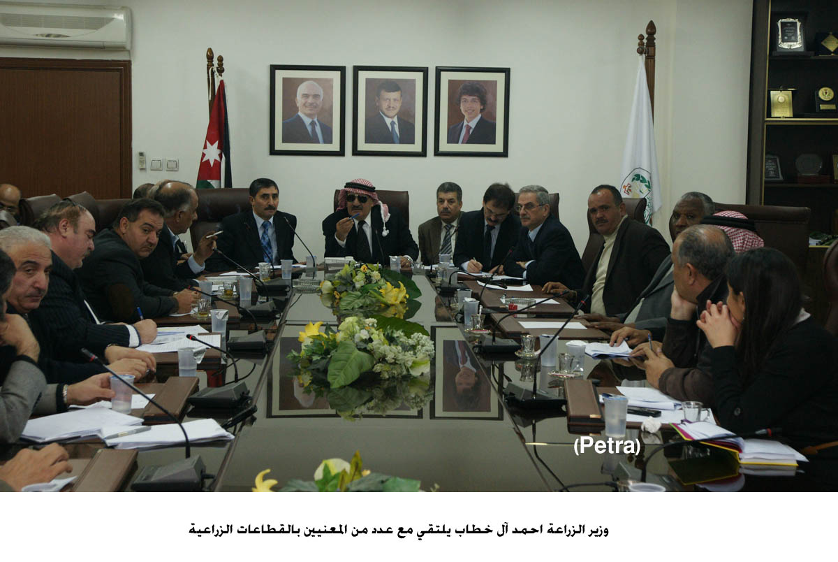 وزارة الزراعة تبحث سبل تسويق الخضار