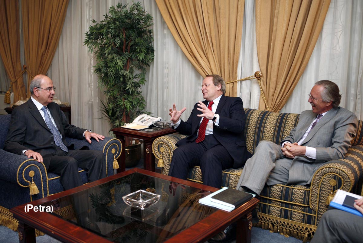 المصري يلتقي المبعوث الخاص لوزير خارجية هولندا