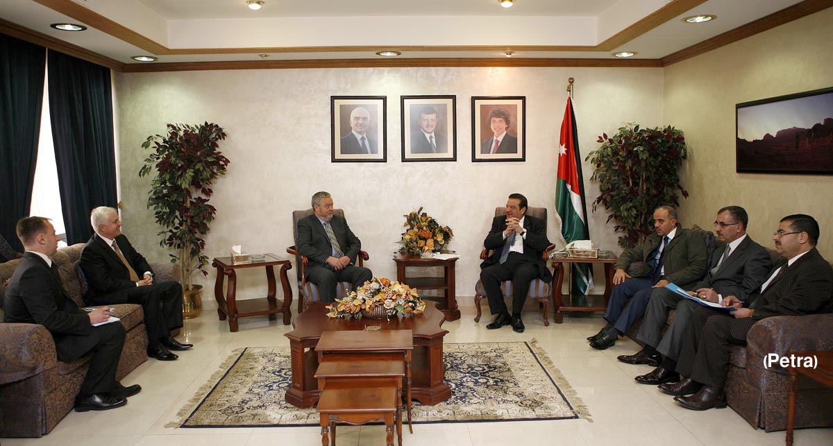 الدغمي يلتقي وفدا برلمانيا اوكرانيا