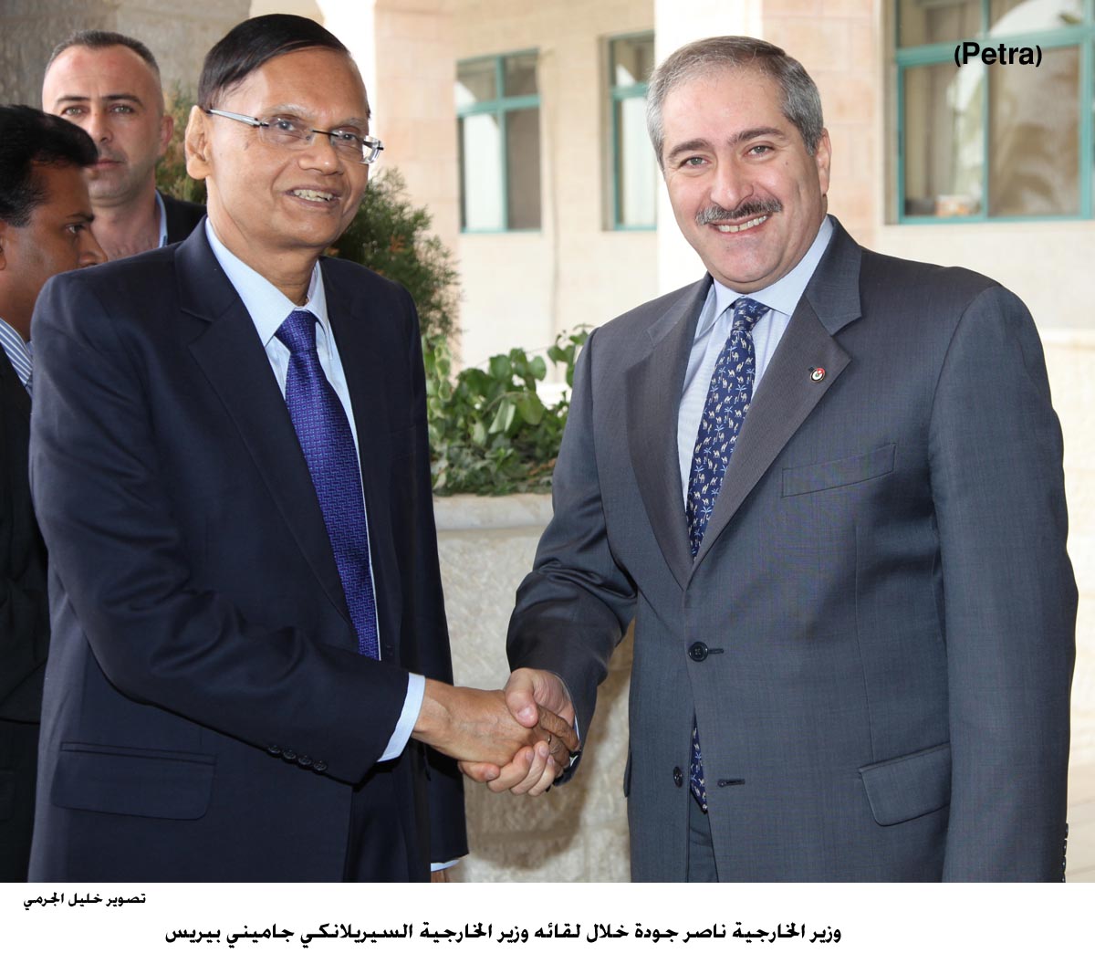 FM discusses bilateral ties, Mideast with Sri Lankan counterpart