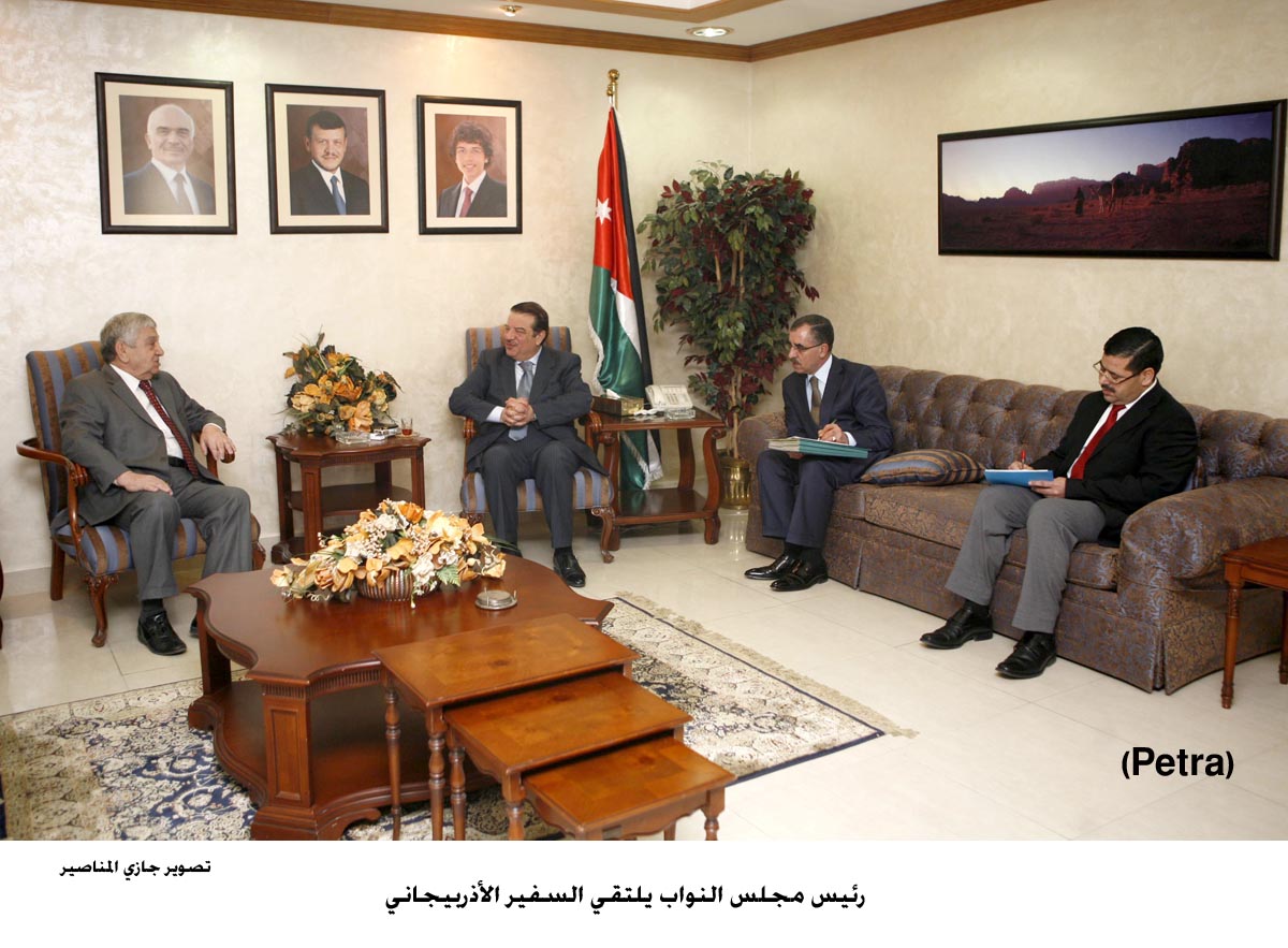 House speaker discusses closer cooperation with Azeri ambassador