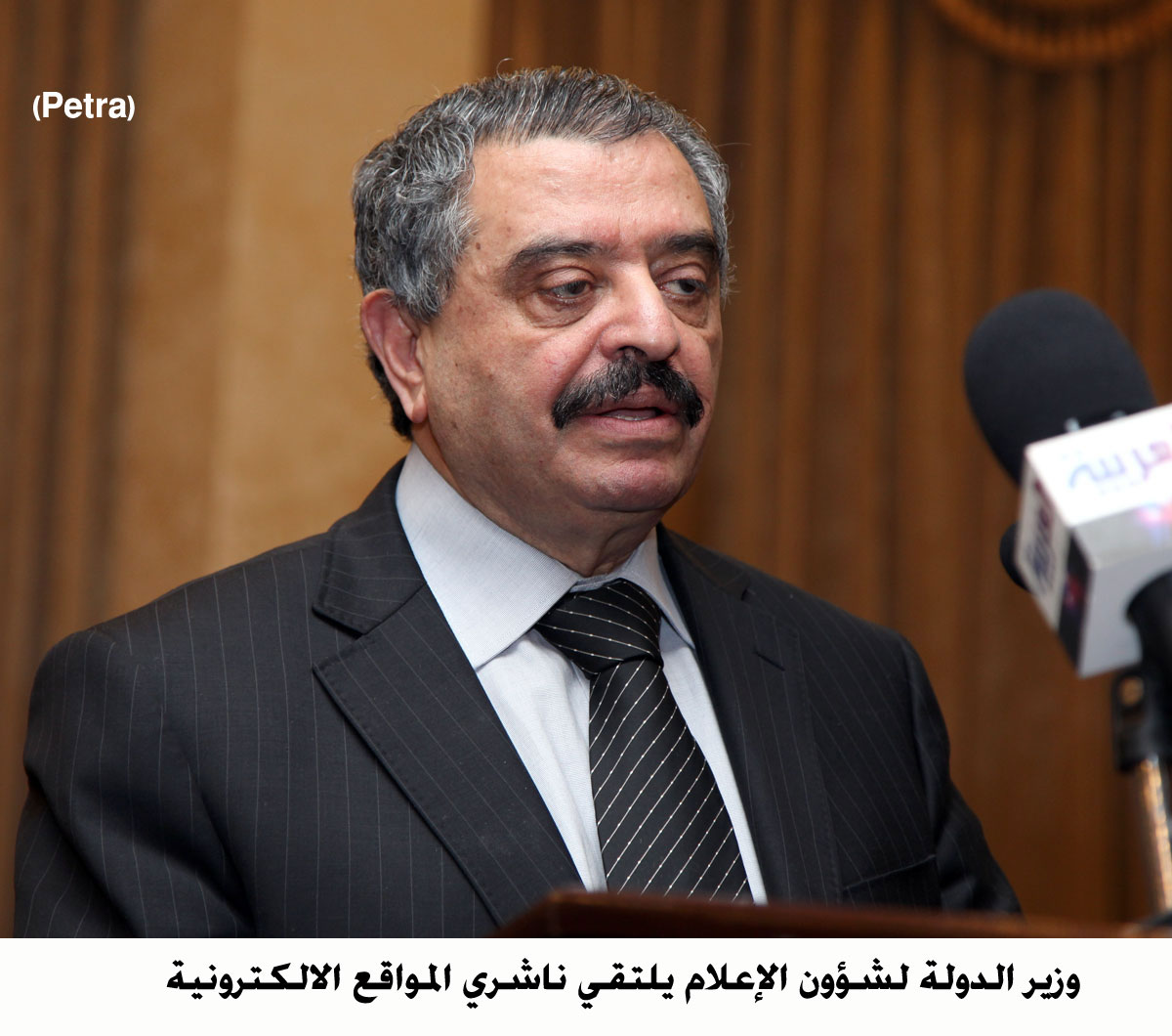 وزير الدولة لشؤون الإعلام يلتقي ناشري المواقع الالكترونية