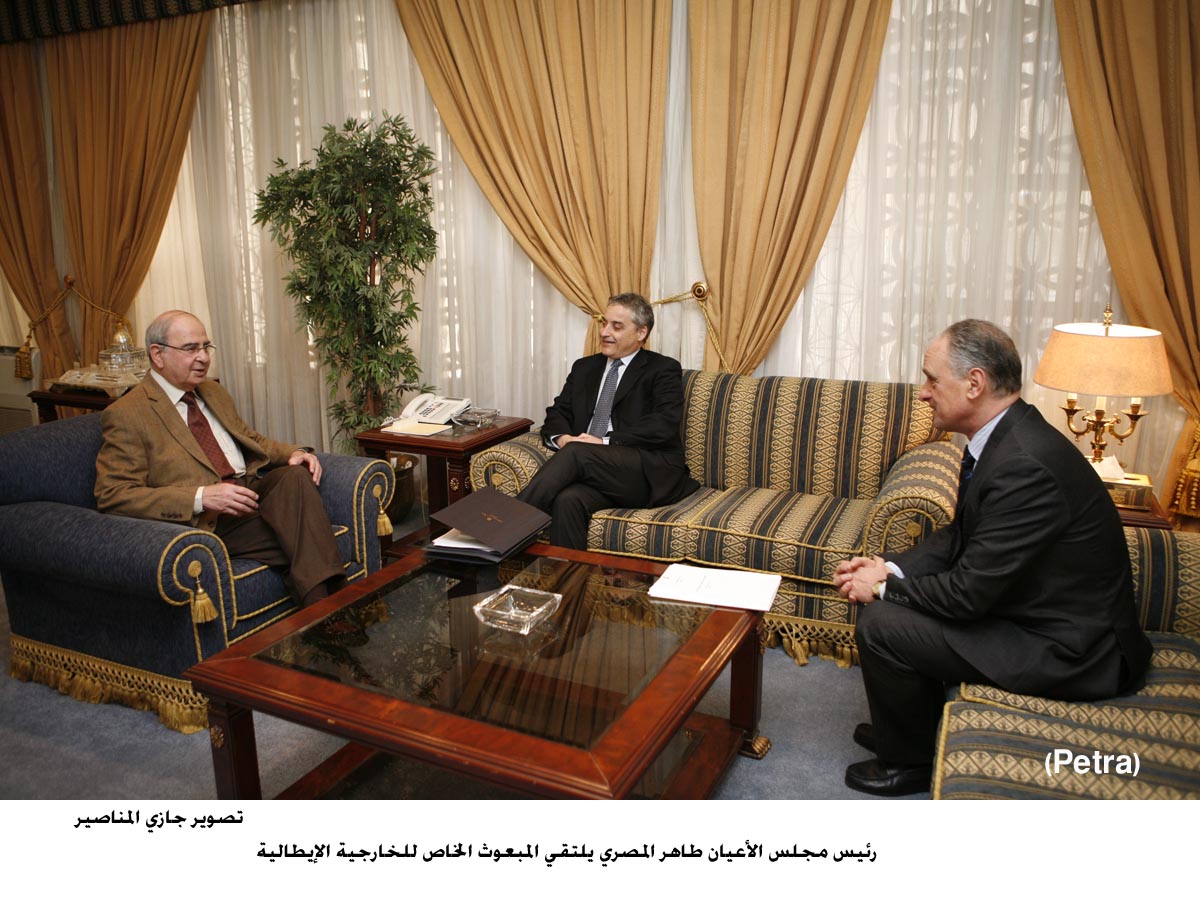 المصري يلتقي المبعوث الخاص للخارجية الإيطالية