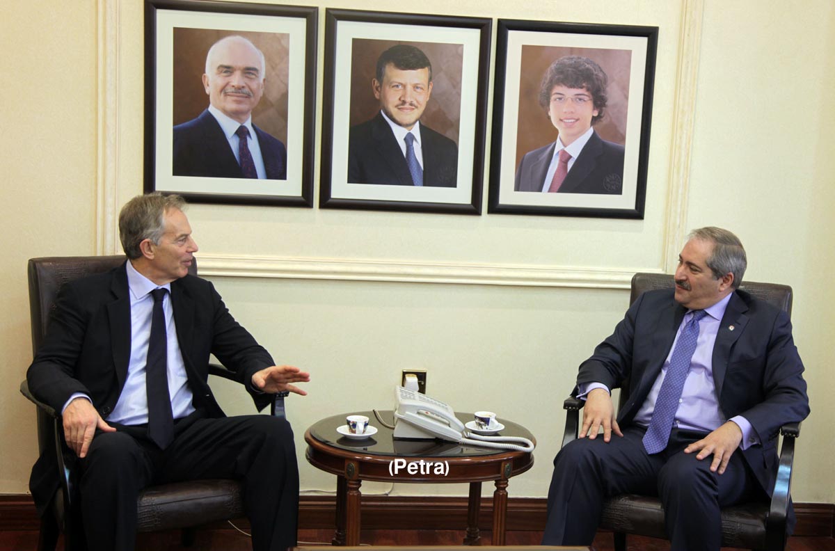 FM, Quartet envoy discuss Mideast peace