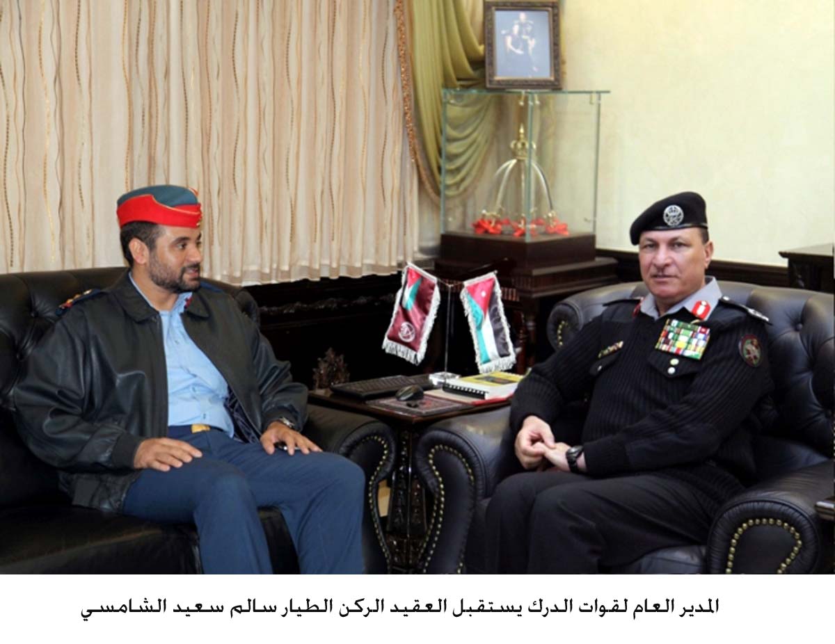 المدير العام لقوات الدرك يستقبل وفداً عسكرياً إماراتياً