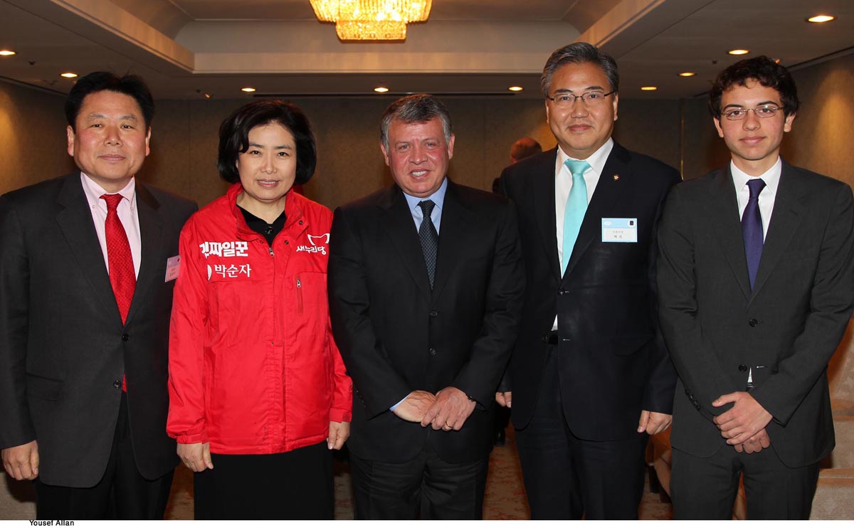 King meets Jordanian-Korean Parliamentary Friendship Group