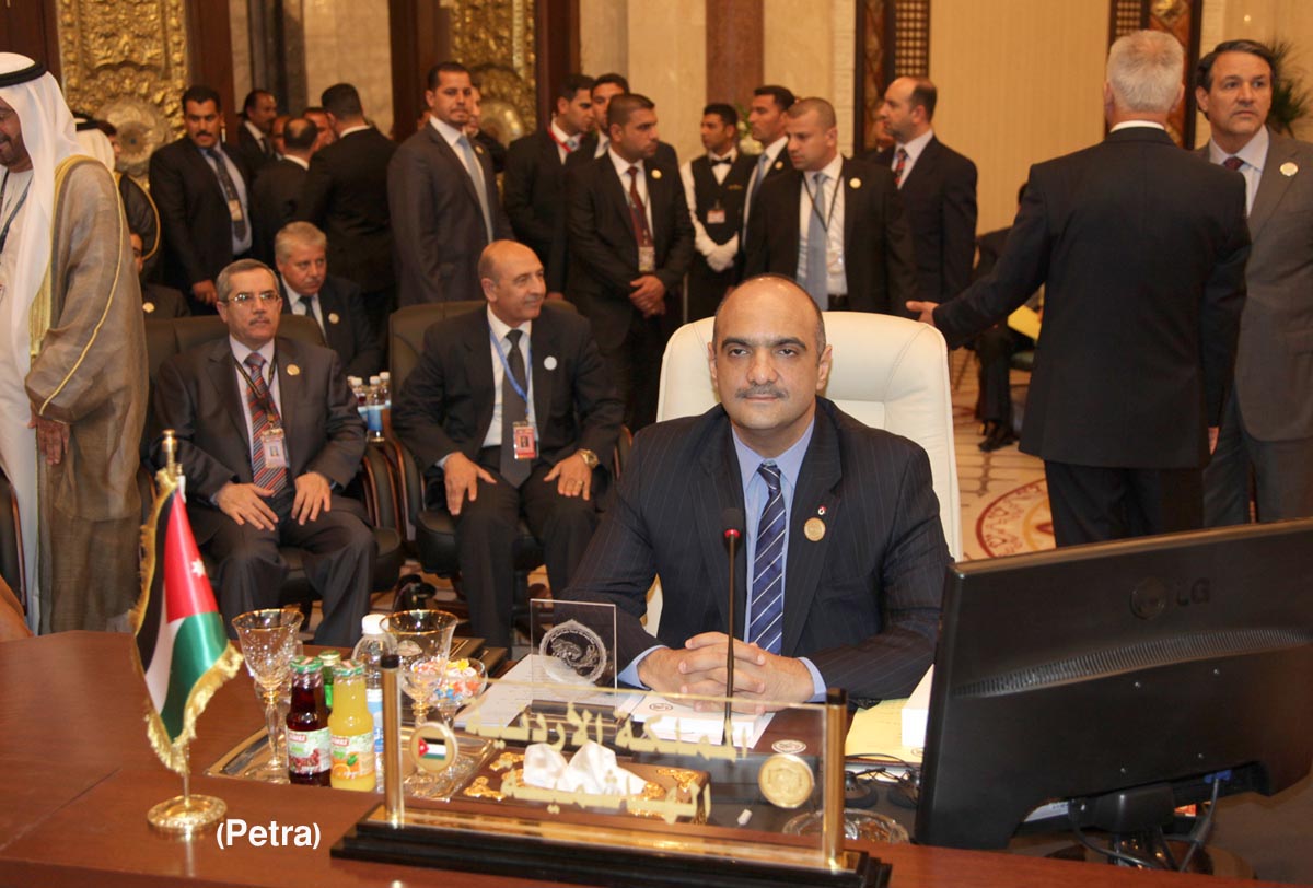 Arab foreign ministers start closed session