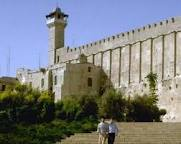 الاحتلال يمنع رفع الاذان في الحرم الإبراهيمي