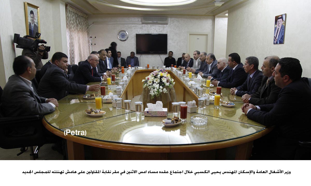 وزارة الأشغال تمدد فترة تسلم المشروعات خمسين يوما