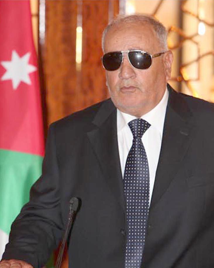 وزير الزراعة يردّ على استفسارات المواطنين عبر موقع مديريّة الإعلام برئاسة الوزراء