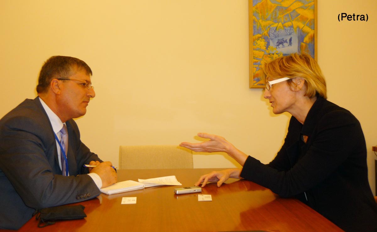 صندوق النقد يحث الحكومة لإعادة توجيه دعم السلع للفئات الأولى بالرعاية