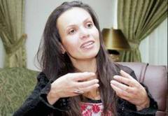 اختيار فنانة اردنية عضوا في لجنة تحكيم مهرجان مسرحي خليجي