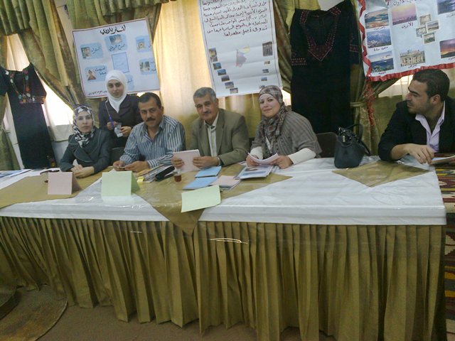 ثانوية البنات تنفذ مشروعا لتدوير النفايات