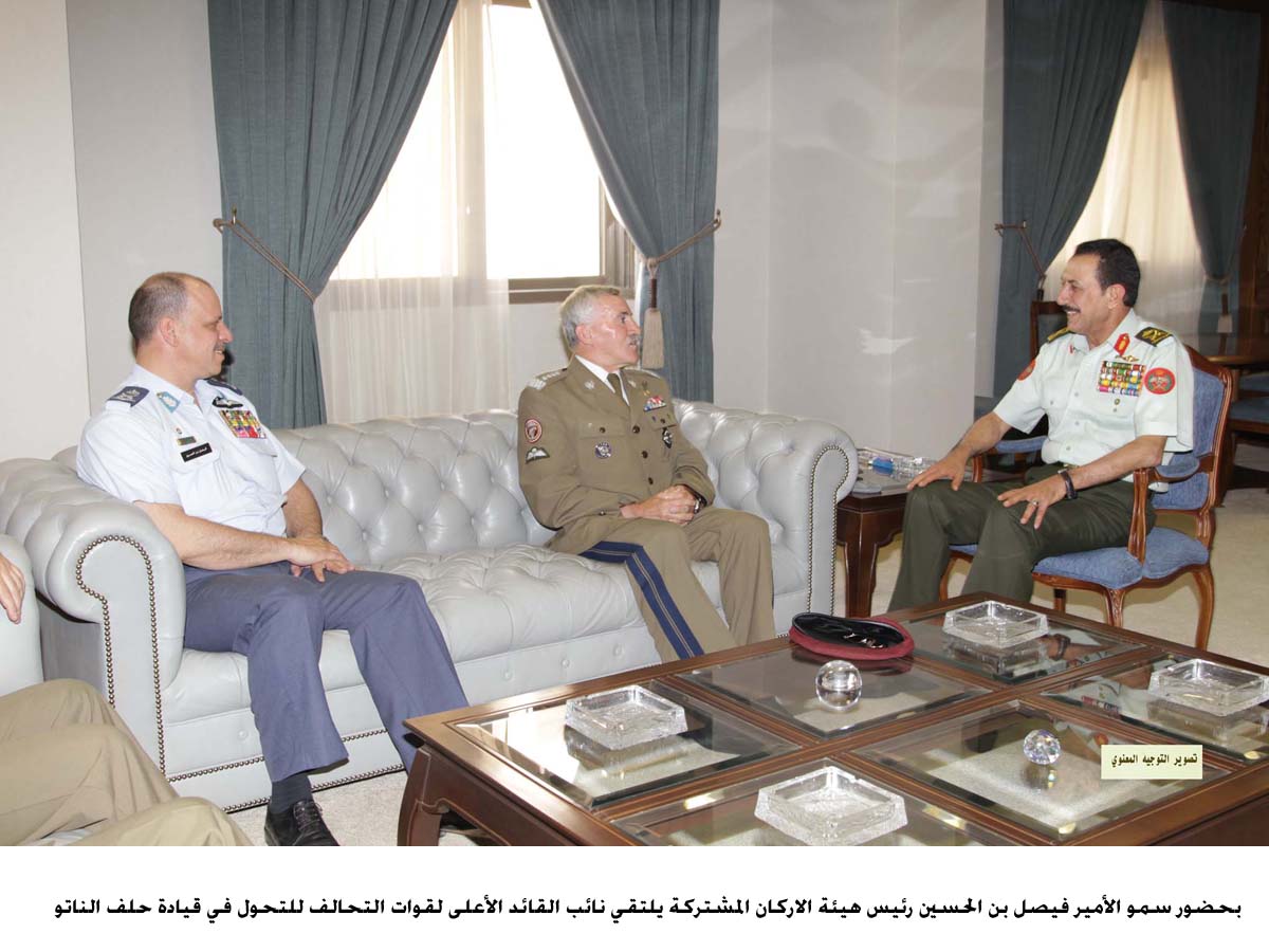 الزبن يلتقي مسؤولا عسكريا في حلف الناتو