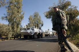 اليونيفيل تطلب من اسرائيل وقف بناء الجدار الفاصل مؤقتا