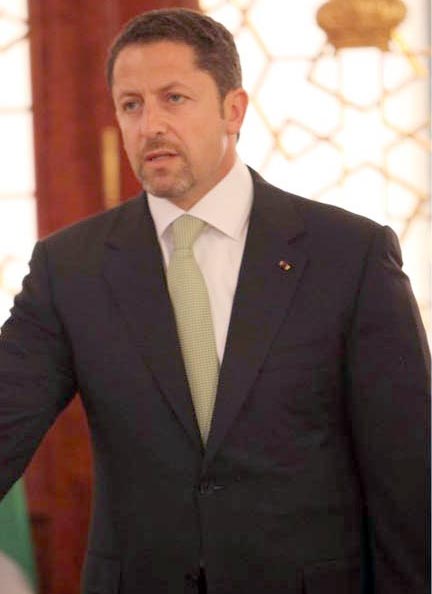 وزير الطاقة يطلع على استعدادات الكهرباء الوطنية لاحمال الصيف