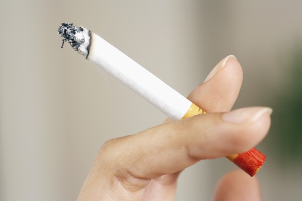 الاردنيون ينفقون481 مليون دينارعام 2010 على التدخين