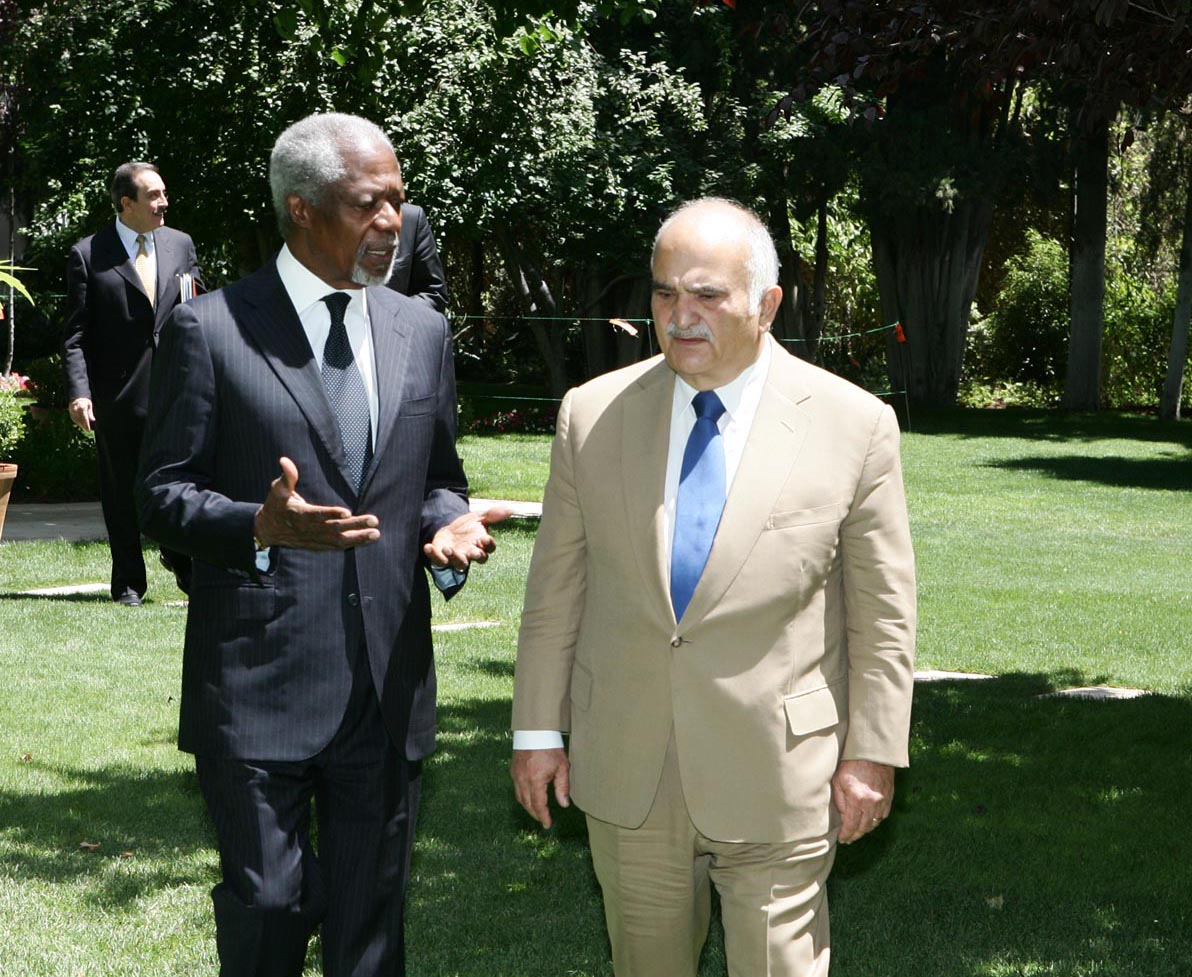 الامير الحسن يستقبل كوفي عنان